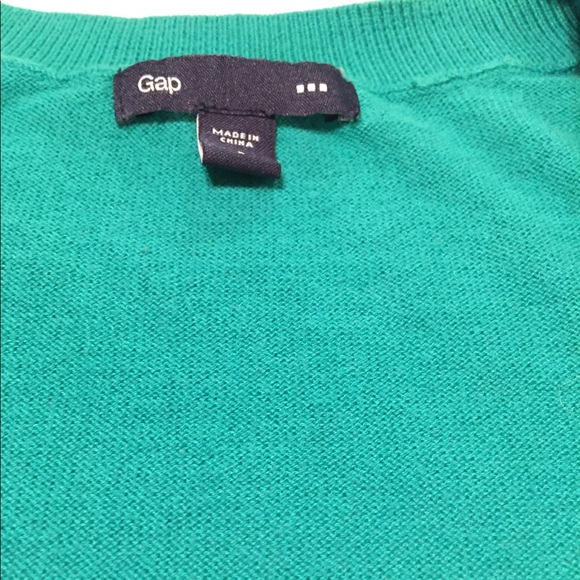 GAP Delicate Green Cardigan - Picture 2 of 4